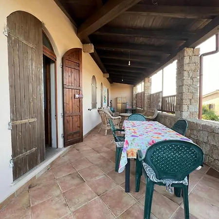 Villino In * Torre dei Corsari